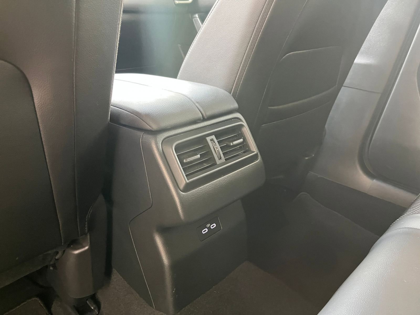 Thumbnail: 2025 Mazda CX-50 - 24