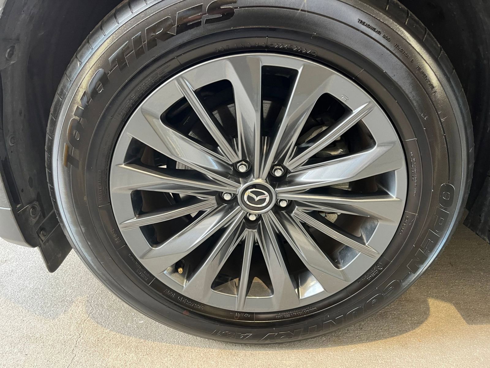 Thumbnail: 2025 Mazda CX-70 - 30