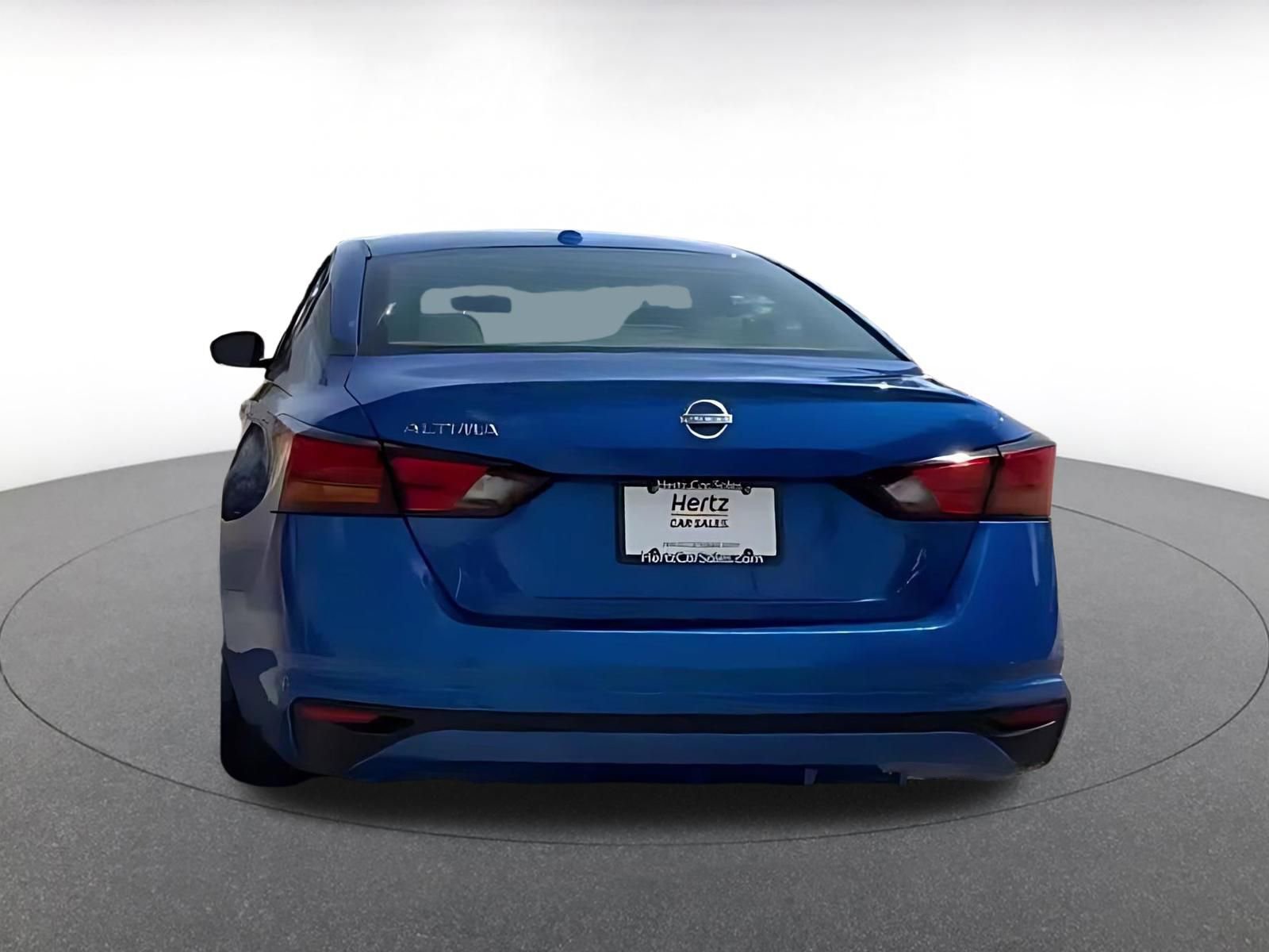Thumbnail: 2025 Nissan Altima - 12