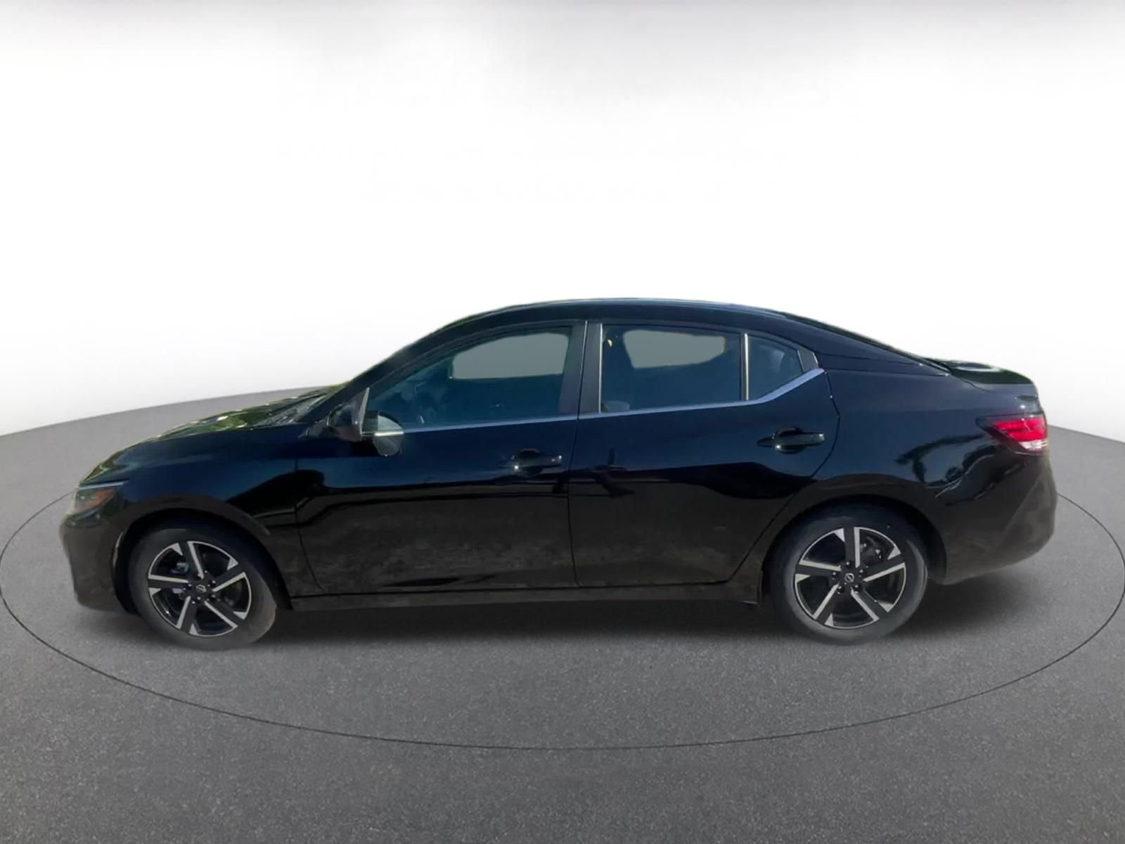 Thumbnail: 2024 Nissan Sentra - 8