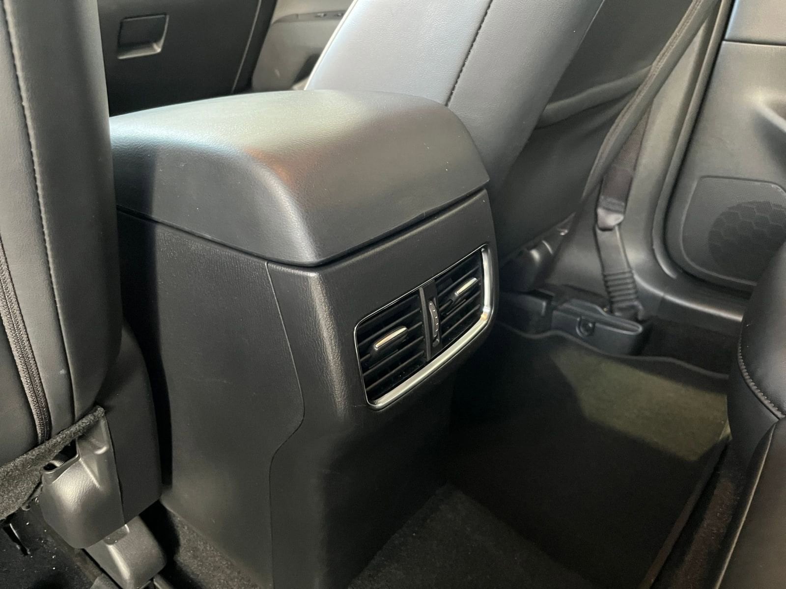 Thumbnail: 2025 Mazda CX-5 - 24