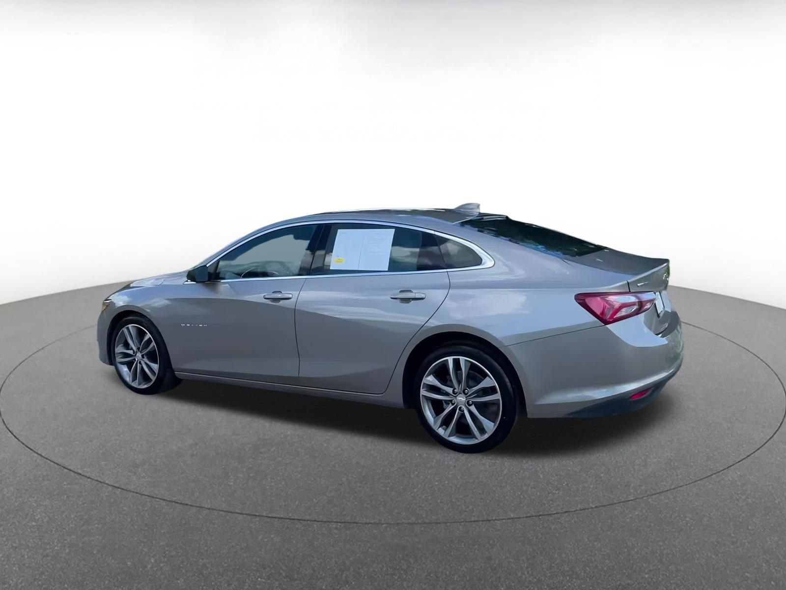 Thumbnail: 2024 Chevrolet Malibu - 10