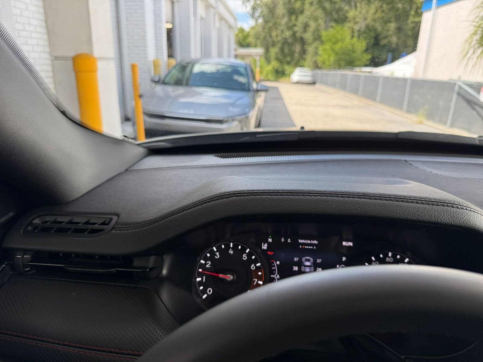 Thumbnail: 2025 Jeep Compass - 34