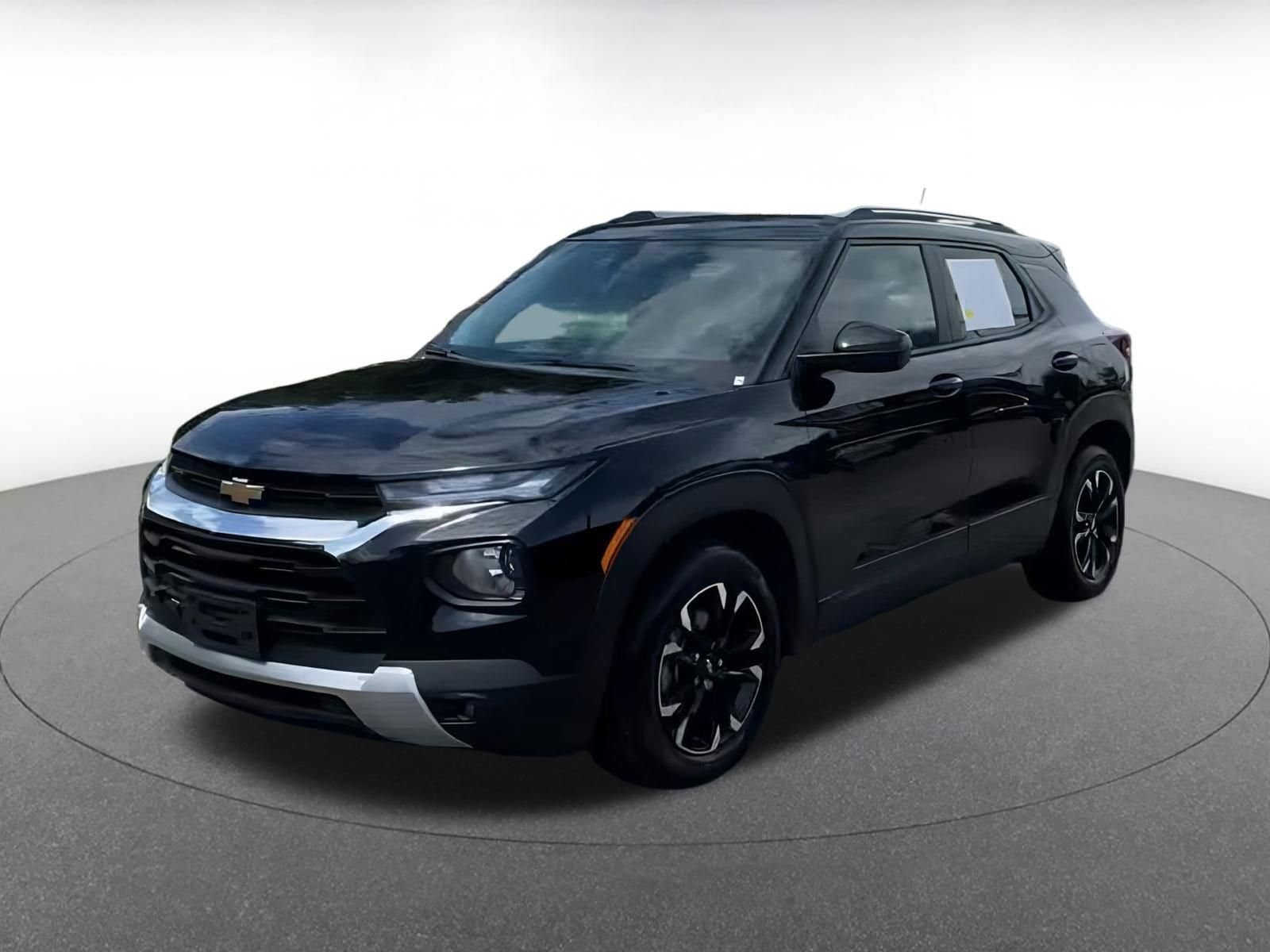 Thumbnail: 2023 Chevrolet TrailBlazer - 6