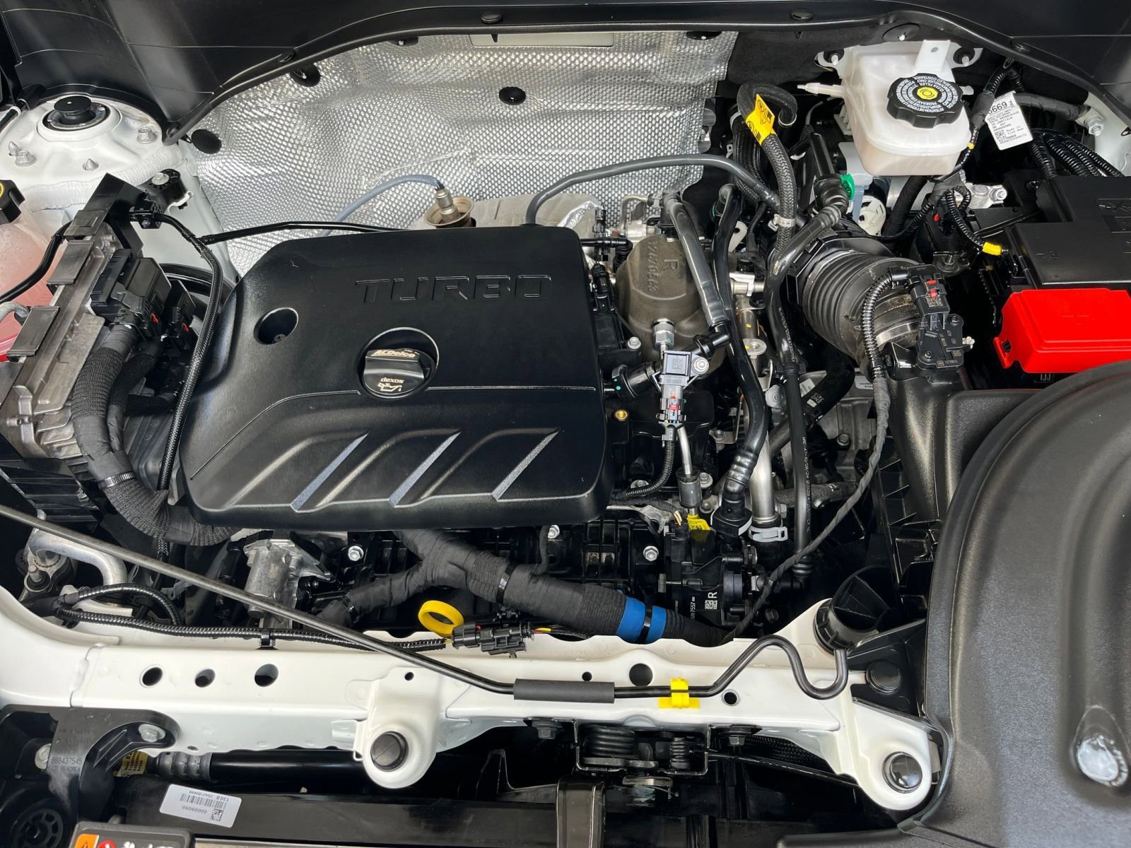 Thumbnail: 2025 Buick Encore GX - 32