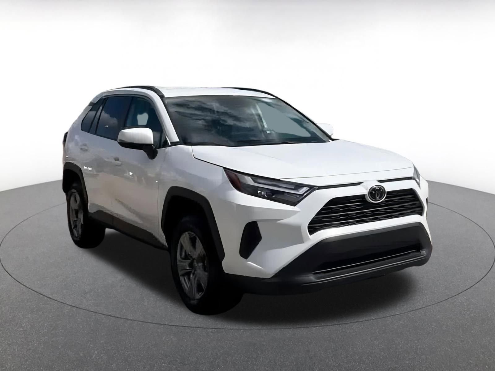 Thumbnail: 2025 Toyota RAV4 - 3