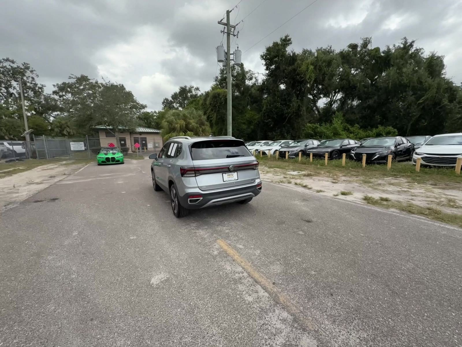 Thumbnail: 2025 Volkswagen Taos - 16