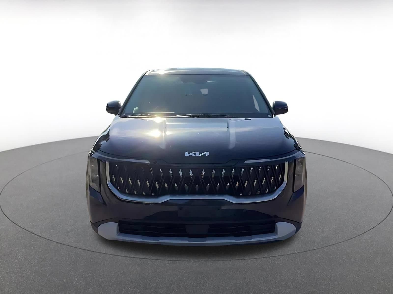 Thumbnail: 2026 Kia Carnival - 8