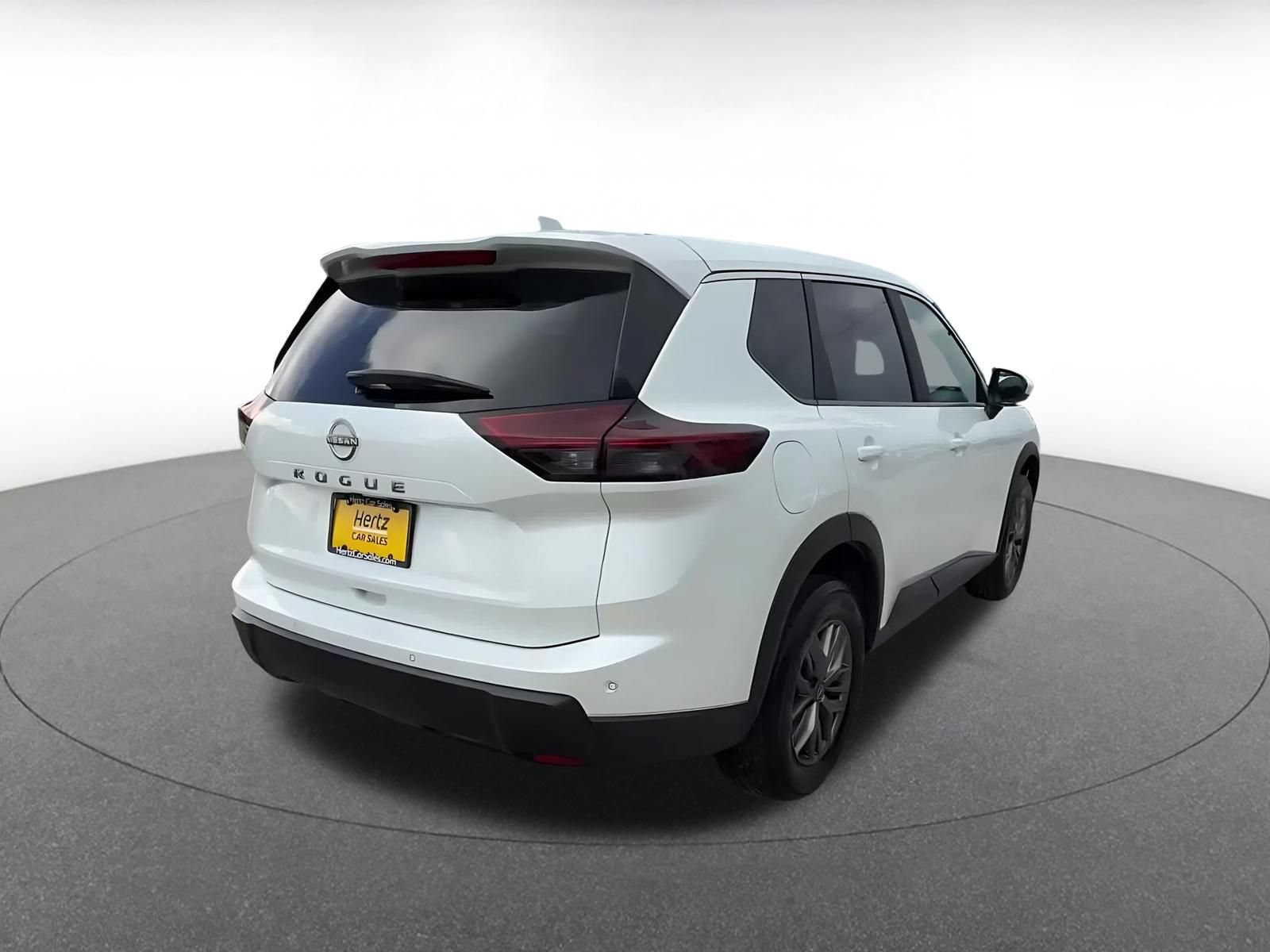 Thumbnail: 2026 Nissan Rogue - 14