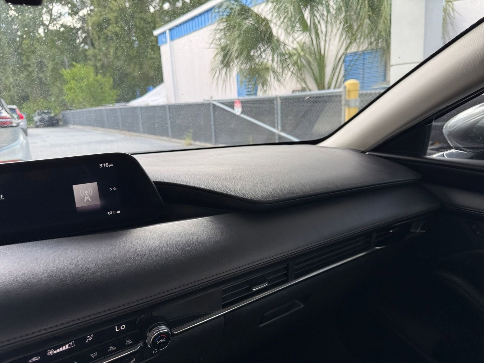 Thumbnail: 2025 Mazda Mazda3 - 35