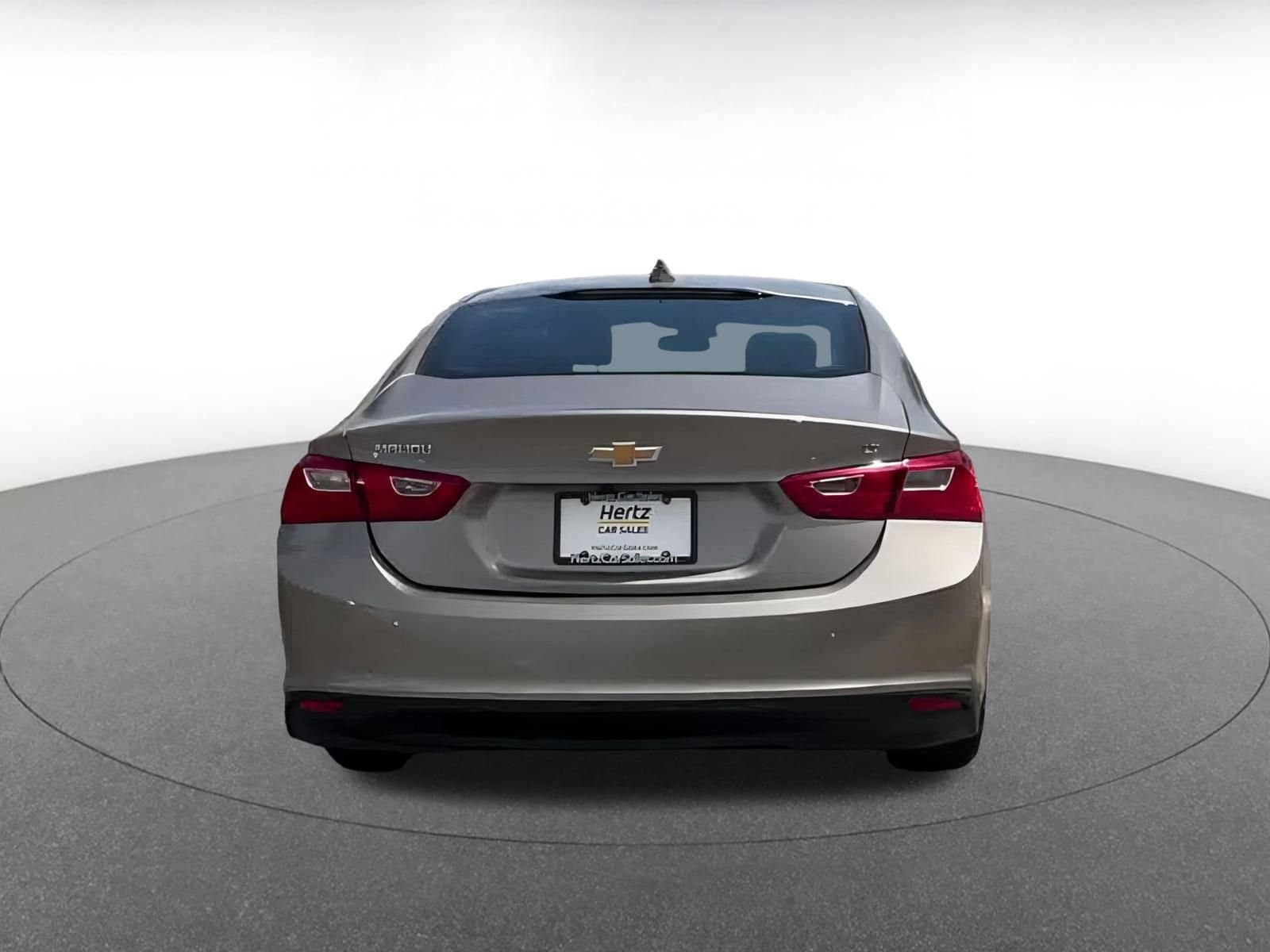 Thumbnail: 2023 Chevrolet Malibu - 12