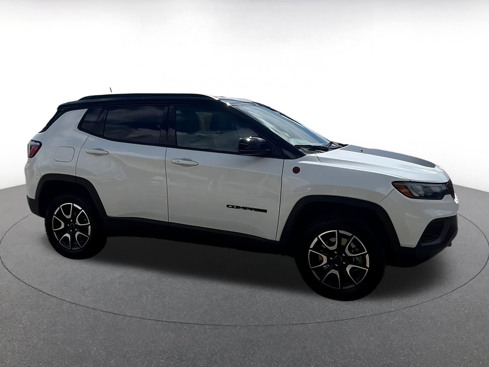 Thumbnail: 2025 Jeep Compass - 15