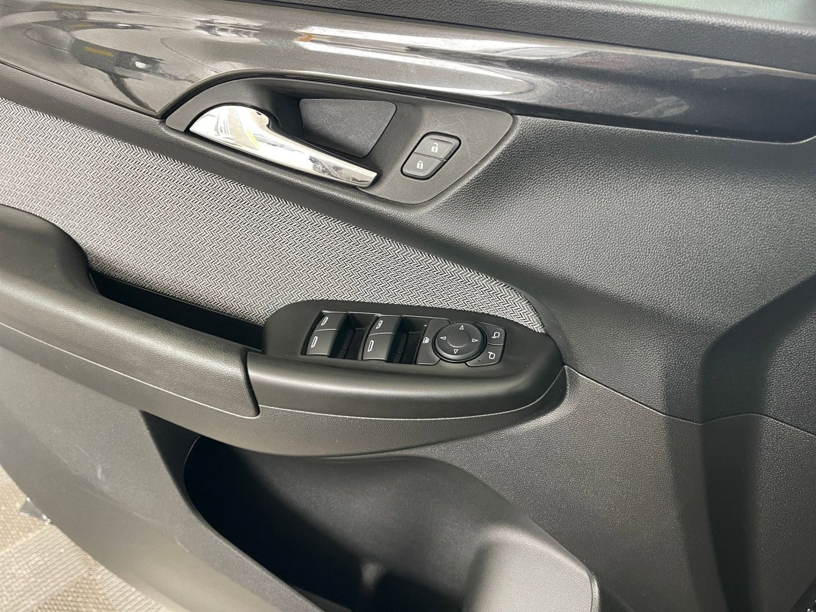 Thumbnail: 2025 Chevrolet TrailBlazer - 20