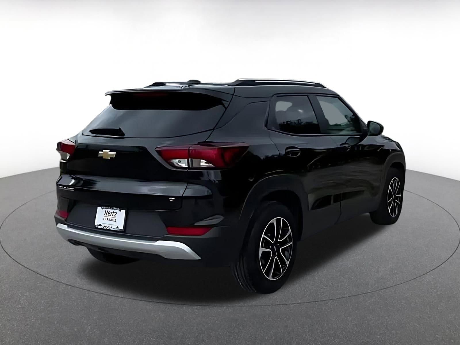 Thumbnail: 2025 Chevrolet TrailBlazer - 14