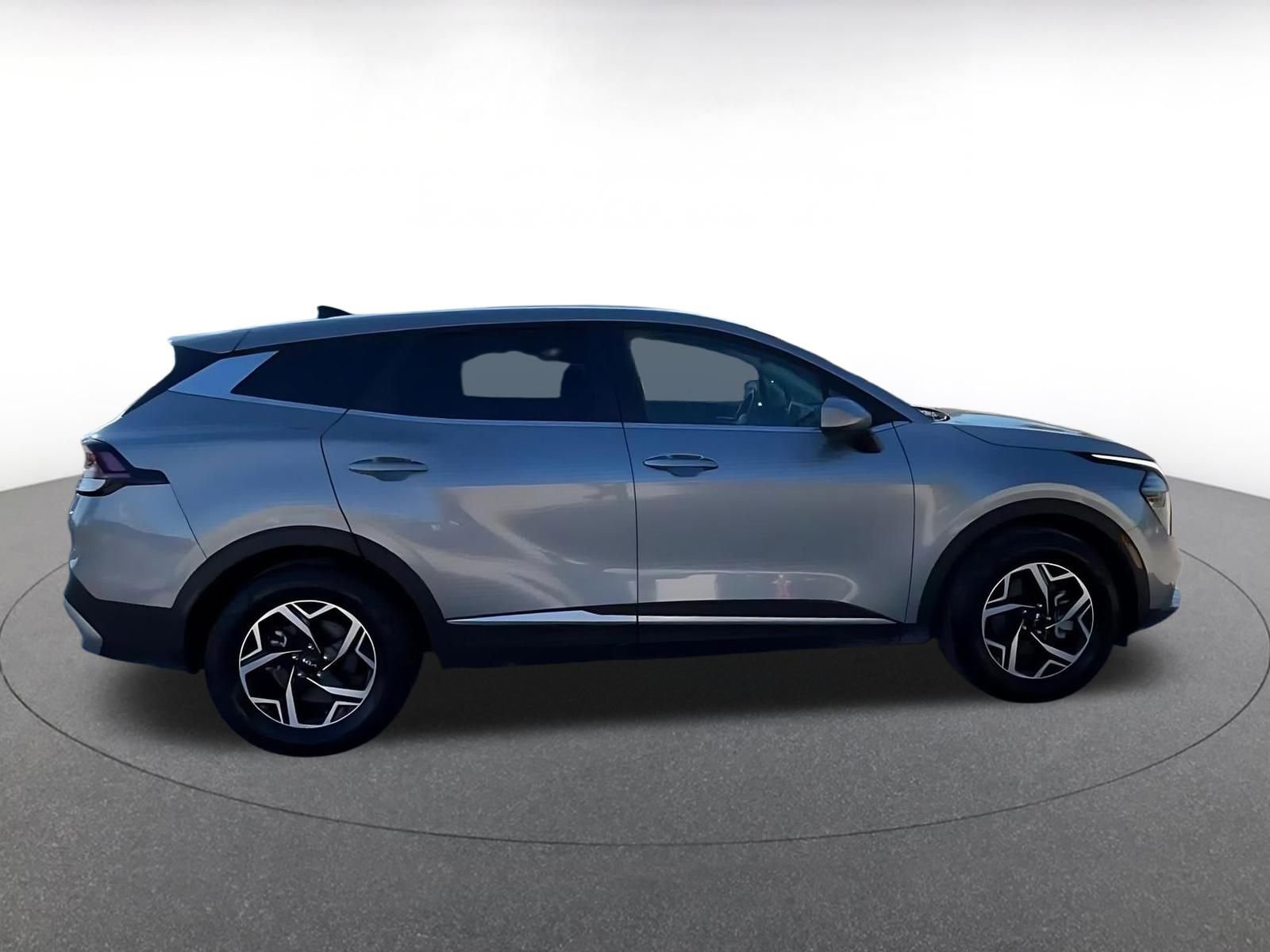 Thumbnail: 2025 Kia Sportage - 16