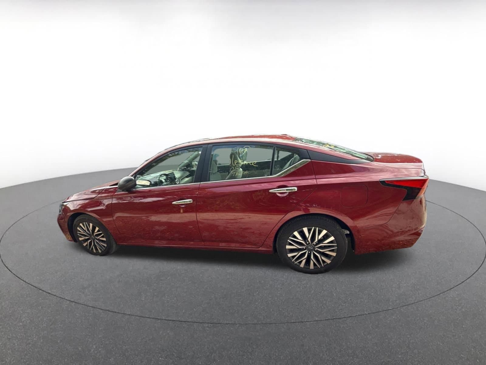 Thumbnail: 2025 Nissan Altima - 4