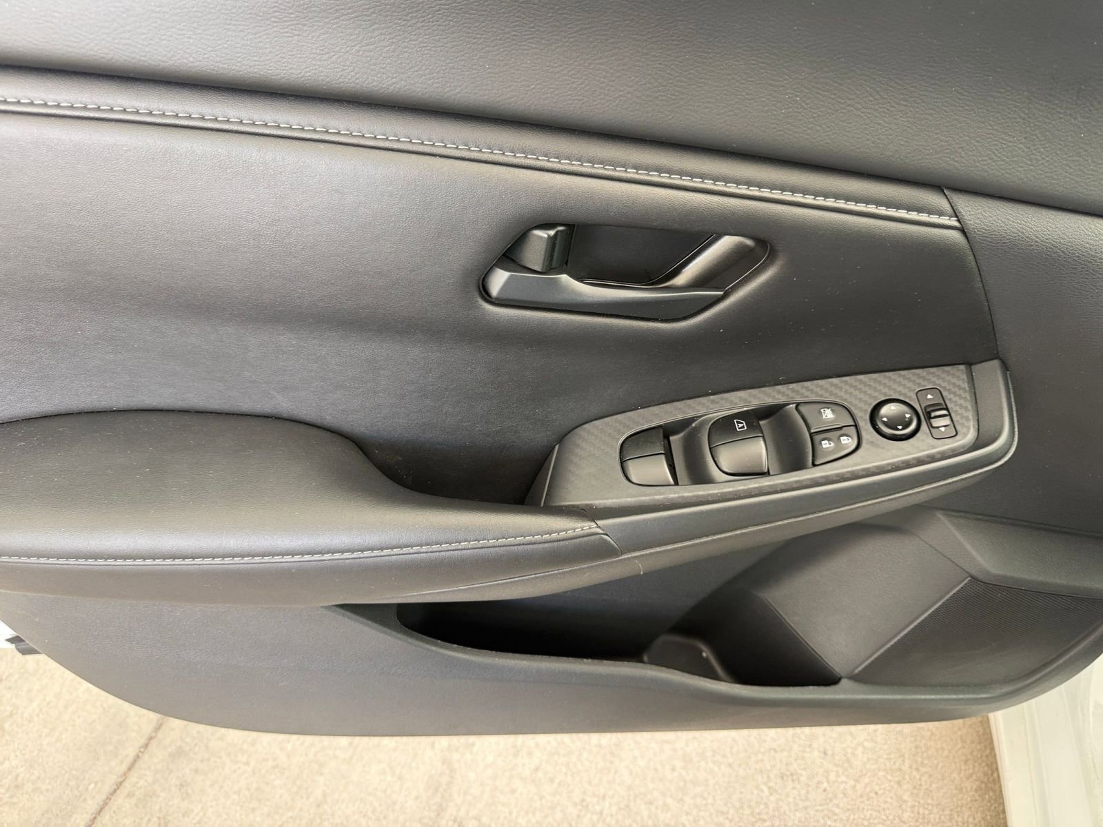 Thumbnail: 2025 Nissan Sentra - 18