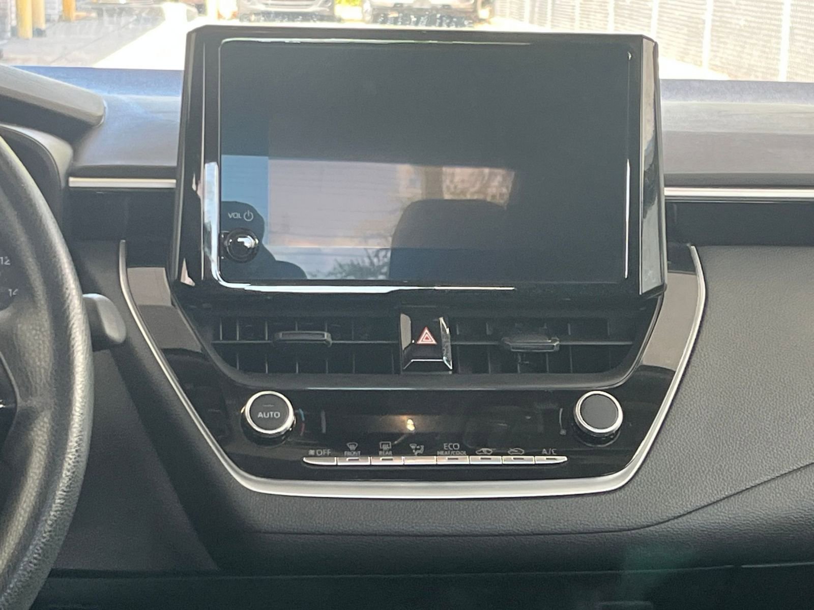 Thumbnail: 2025 Toyota Corolla - 17