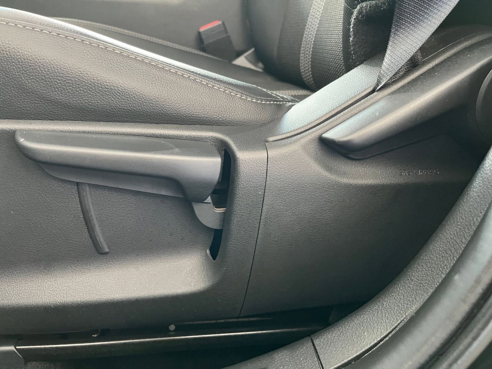 Thumbnail: 2025 Mazda CX-50 - 23