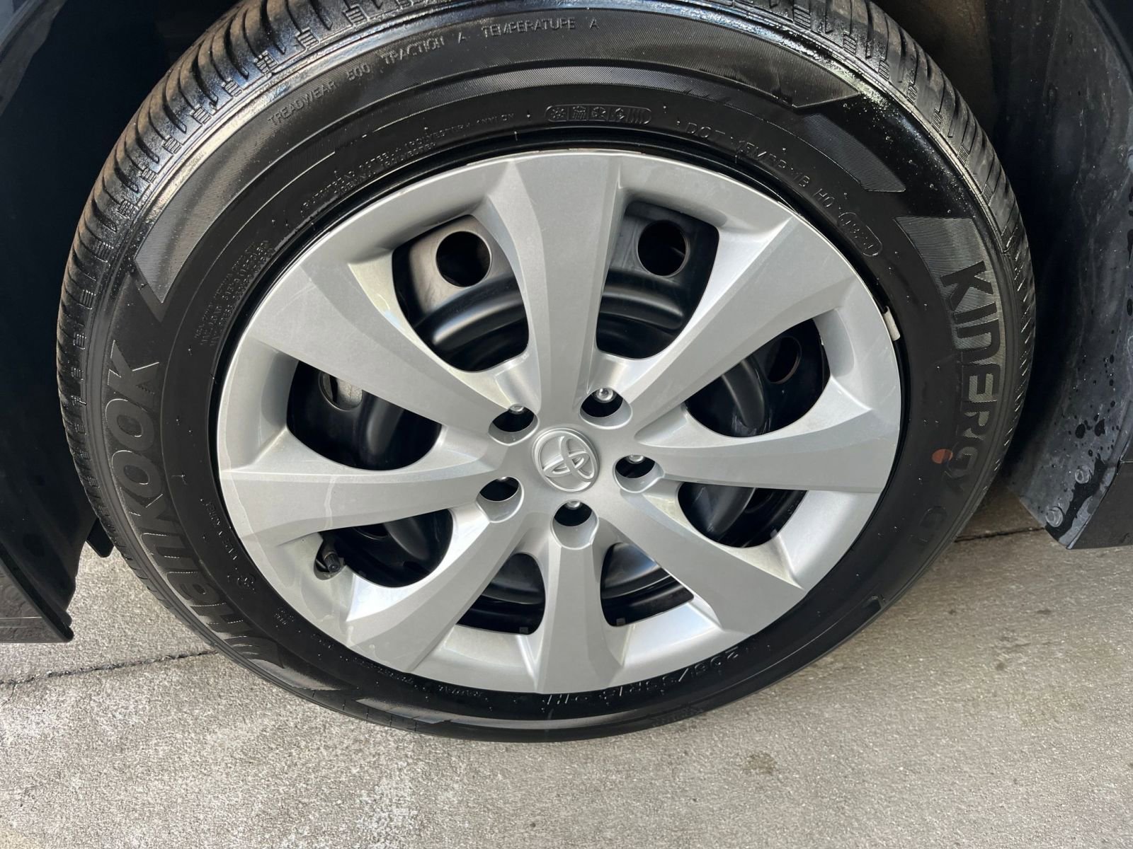 Thumbnail: 2025 Toyota Corolla - 30