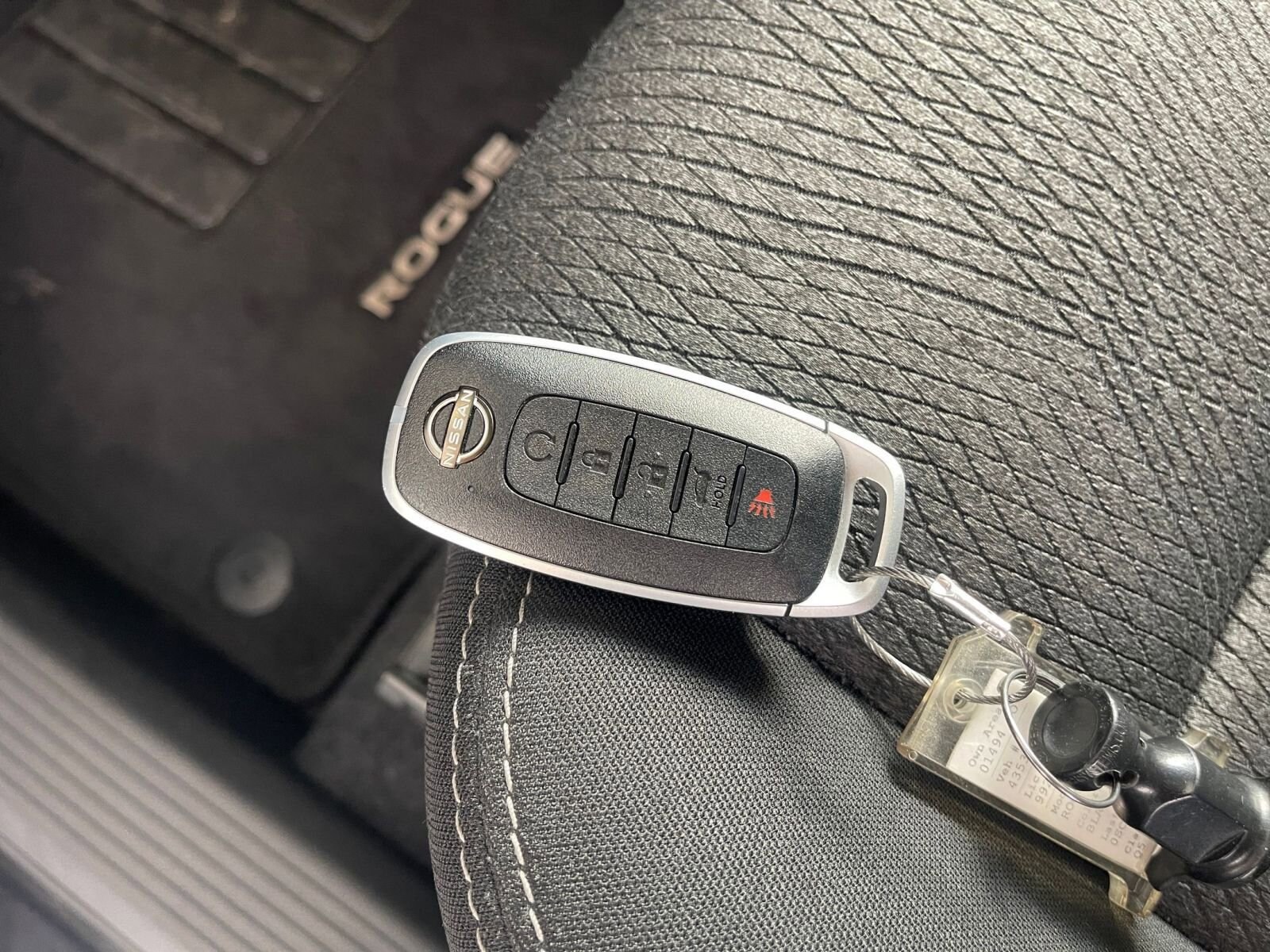 Thumbnail: 2025 Nissan Rogue - 32