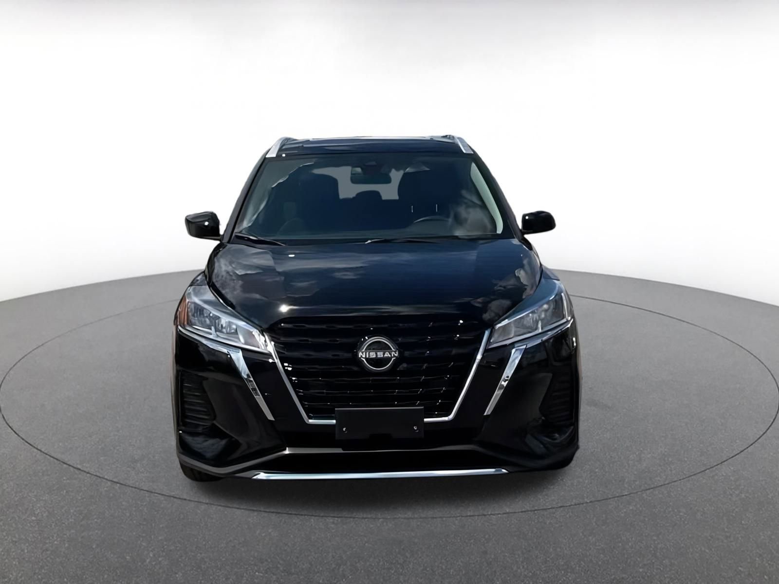 Thumbnail: 2024 Nissan Kicks - 3