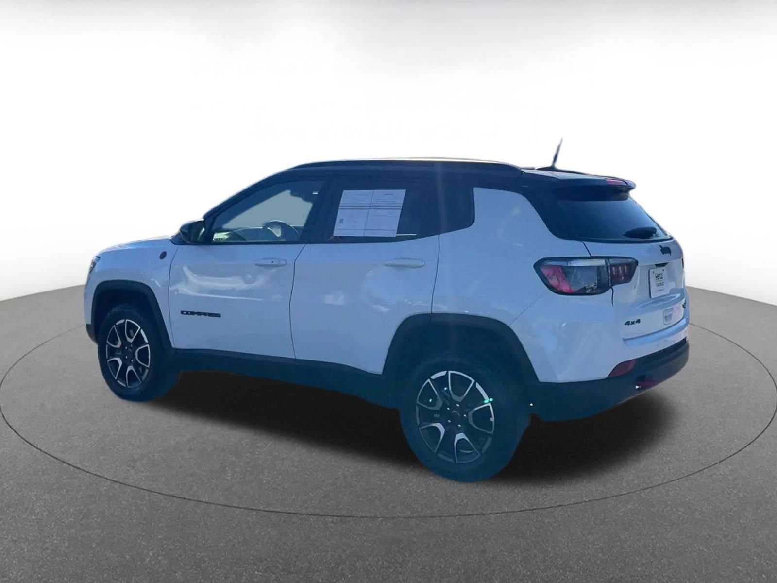 Thumbnail: 2025 Jeep Compass - 10