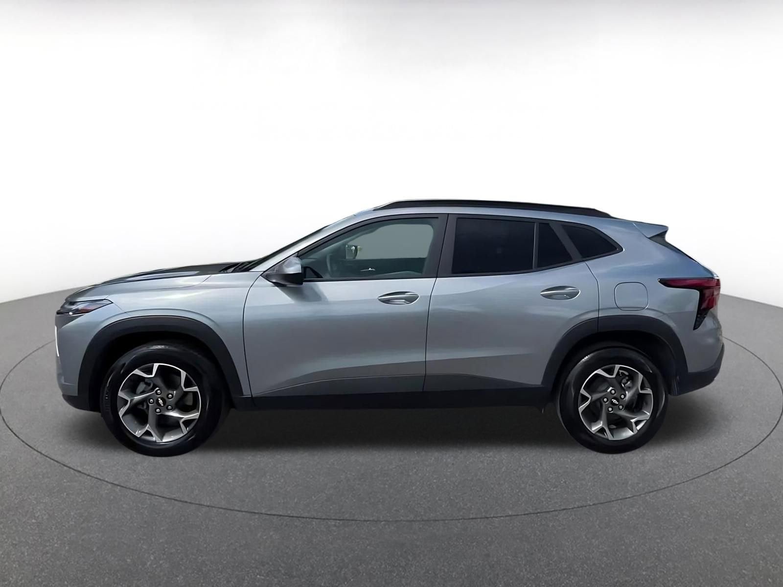 Thumbnail: 2025 Chevrolet Trax - 9