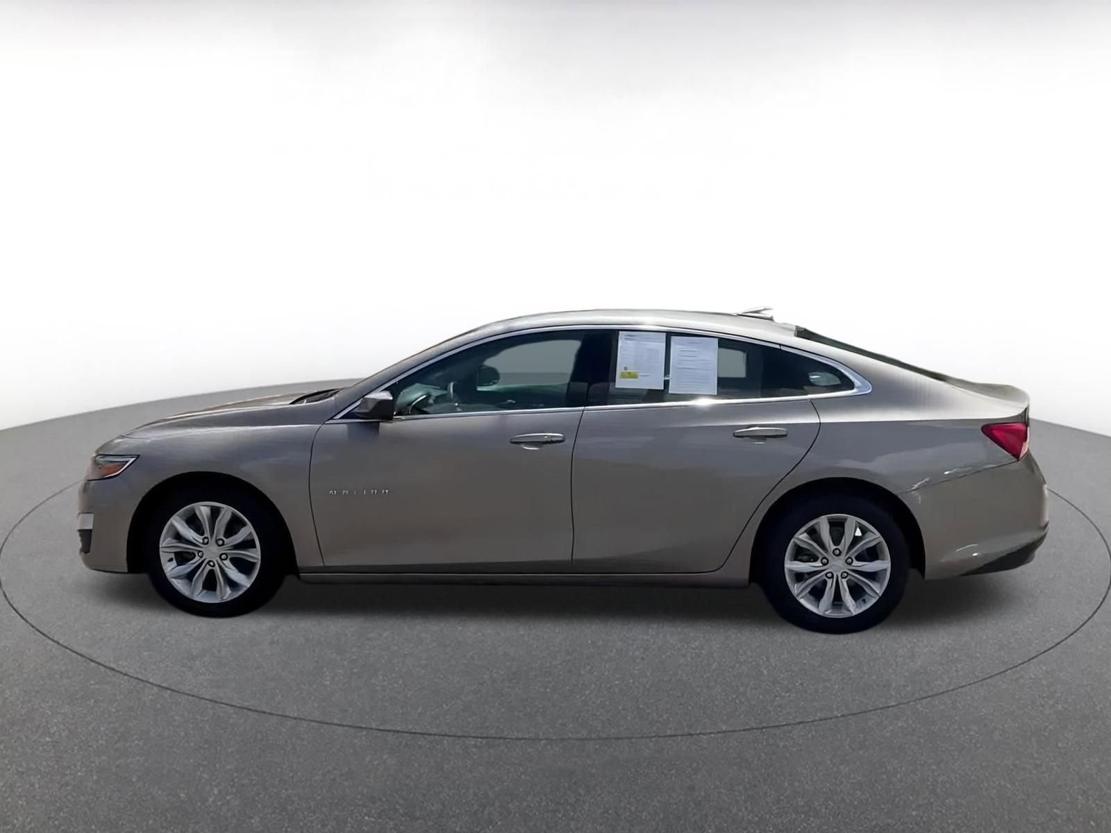 Thumbnail: 2023 Chevrolet Malibu - 8