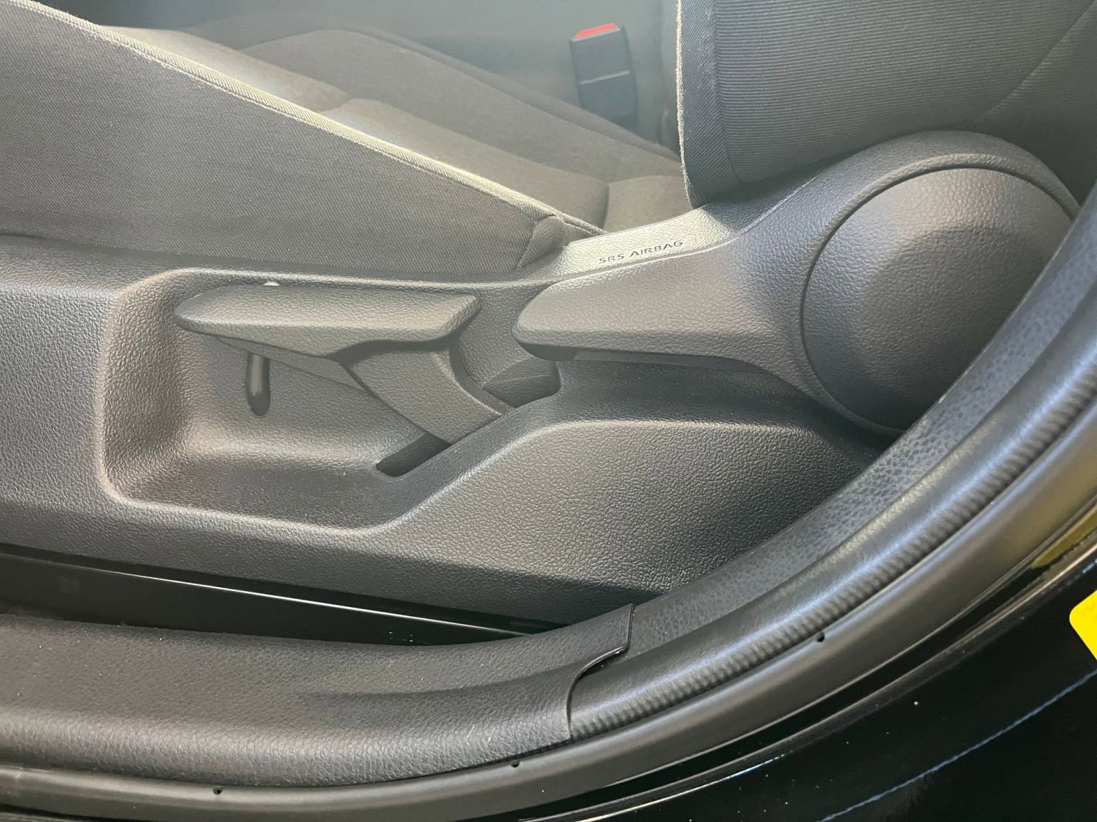 Thumbnail: 2025 Toyota Camry - 23