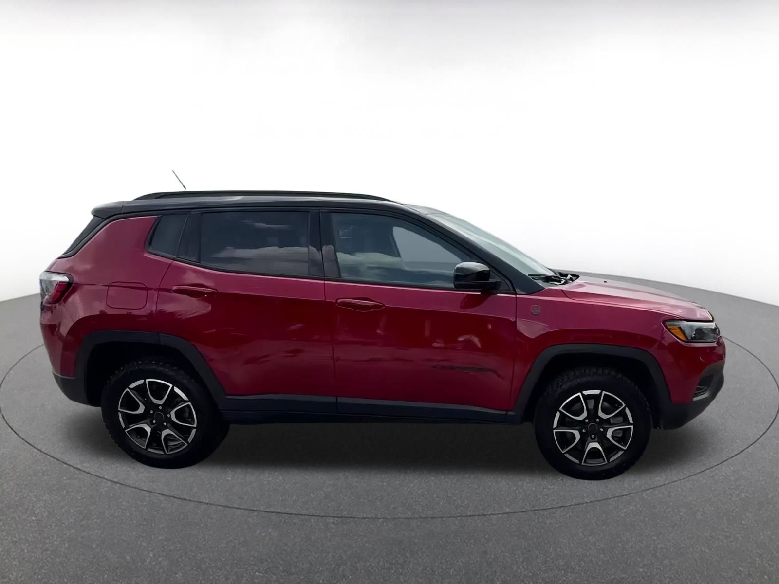 Thumbnail: 2025 Jeep Compass - 16