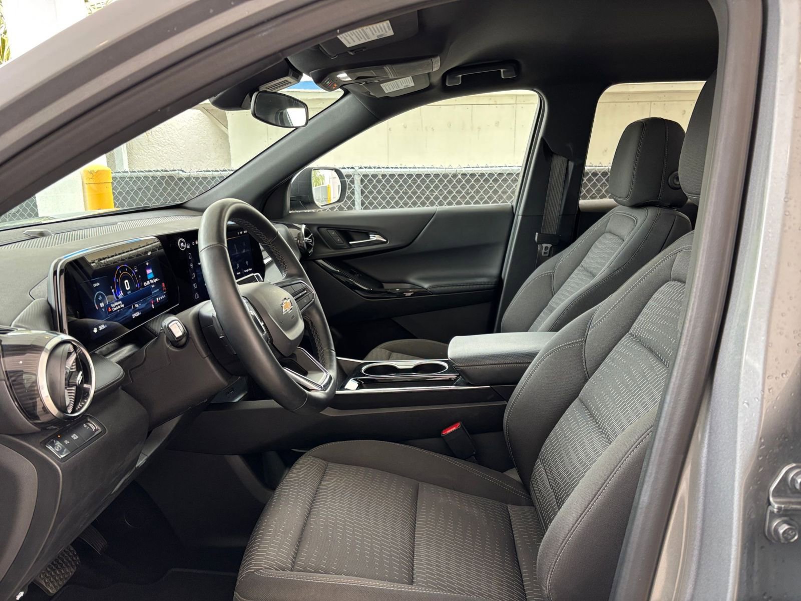 Thumbnail: 2025 Chevrolet Equinox - 28