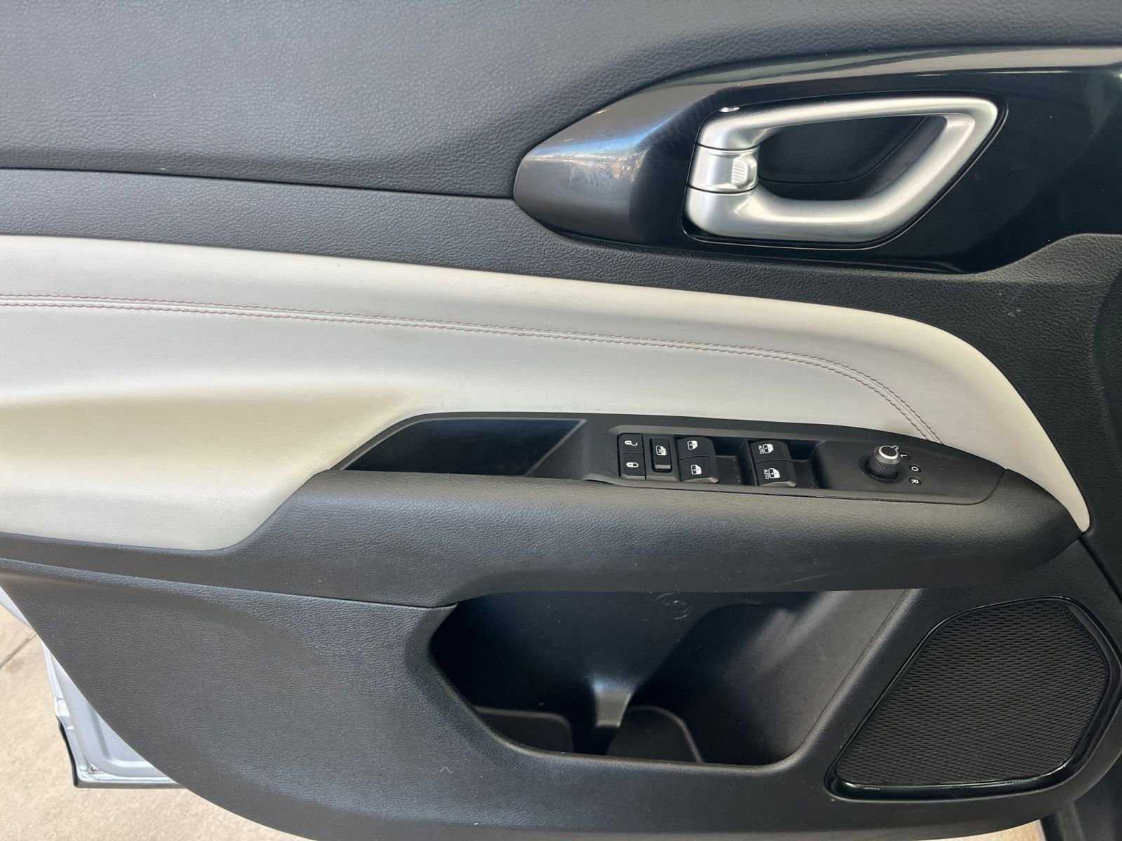 Thumbnail: 2025 Jeep Compass - 18