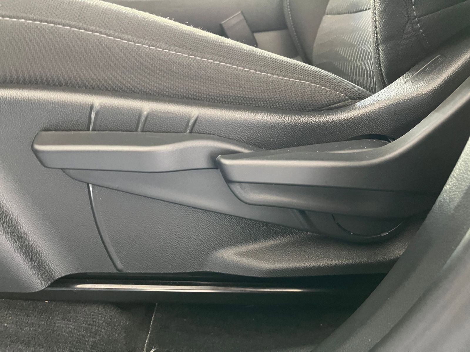 Thumbnail: 2025 Chevrolet Equinox - 23