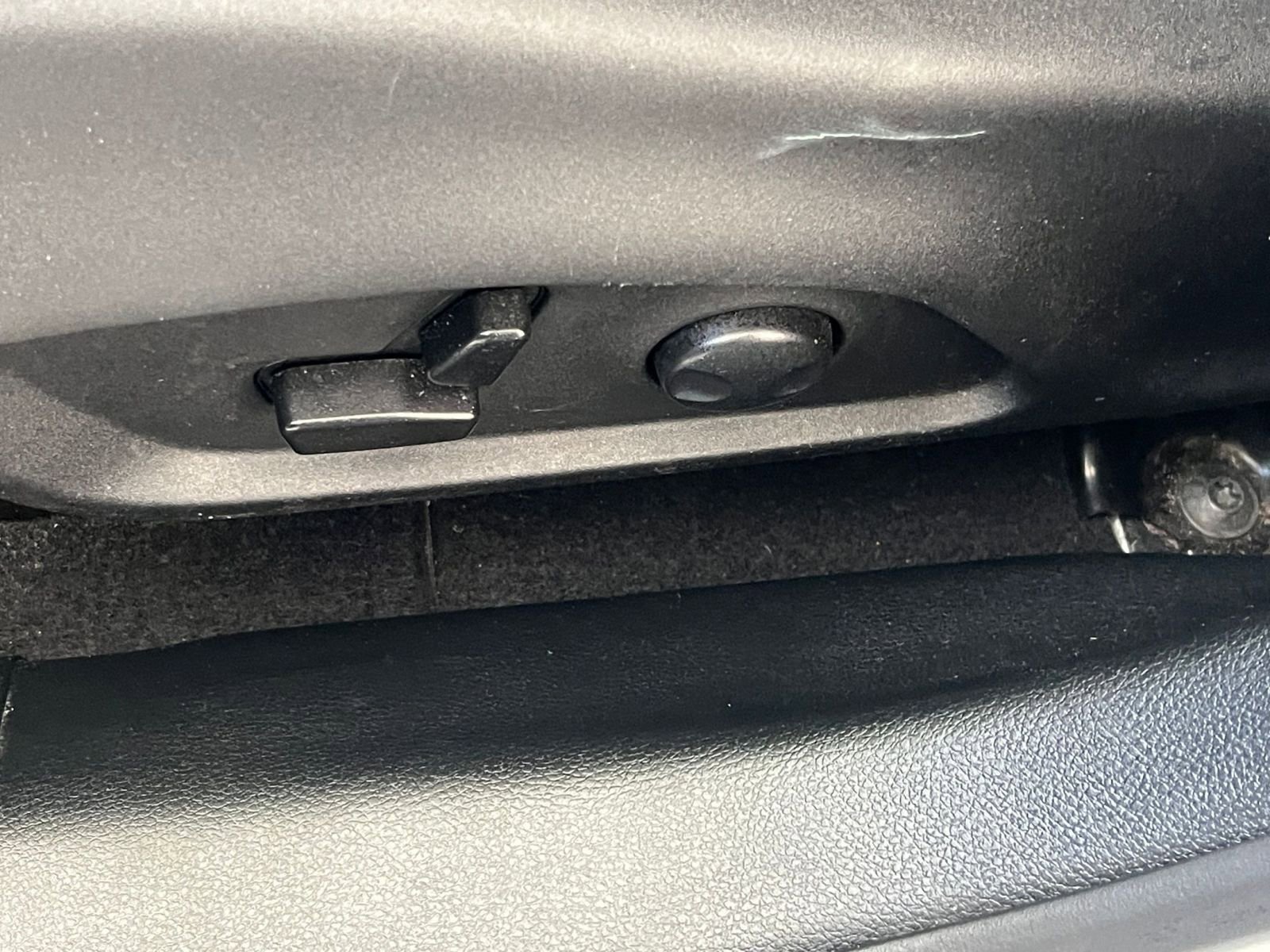 Thumbnail: 2025 Jeep Compass - 23