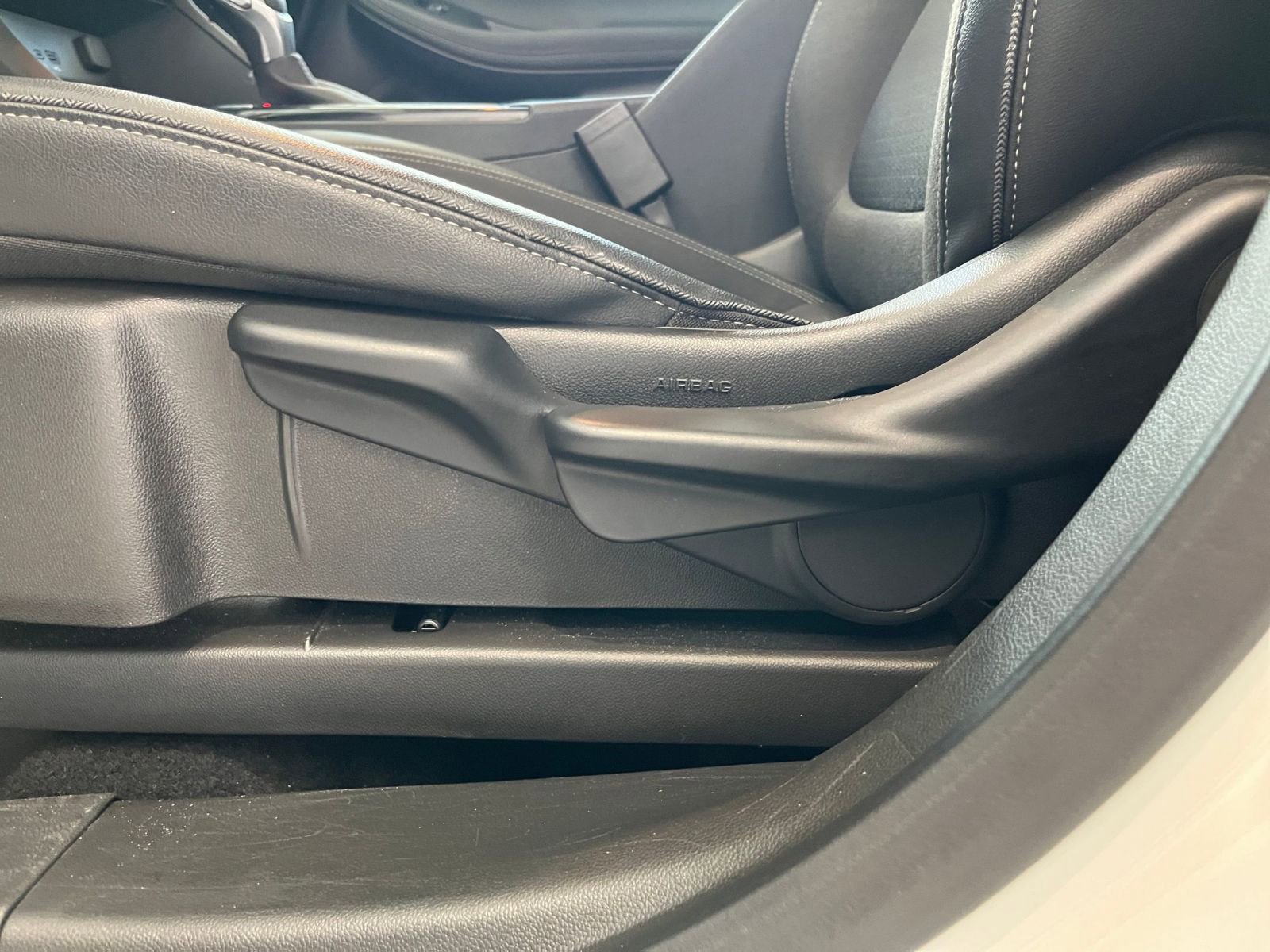 Thumbnail: 2025 Buick Encore GX - 22