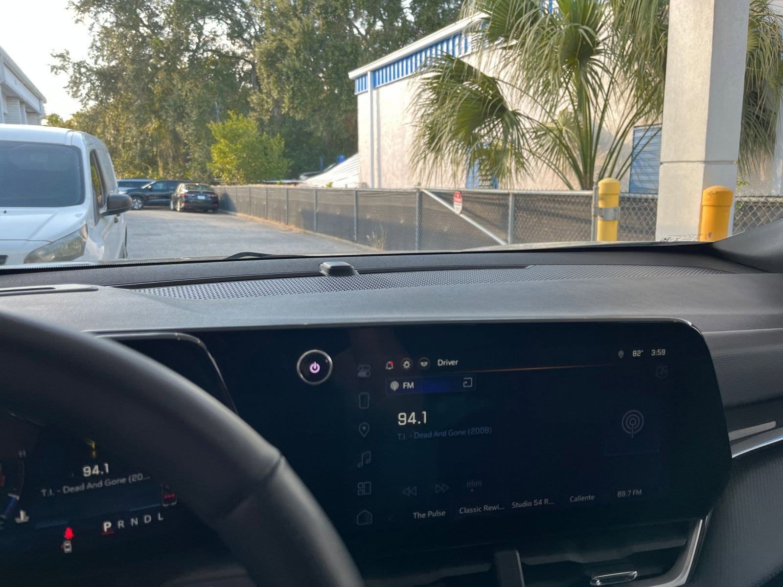 Thumbnail: 2025 Chevrolet Equinox - 18