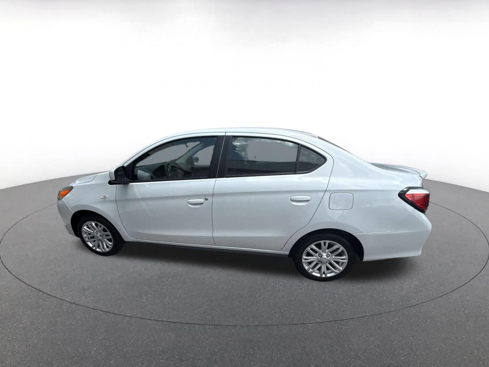 Thumbnail: 2024 Mitsubishi Mirage G4 - 6