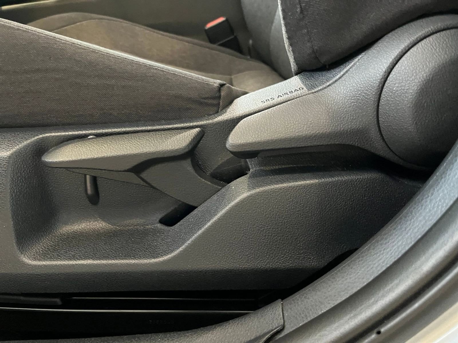 Thumbnail: 2025 Toyota Camry - 23