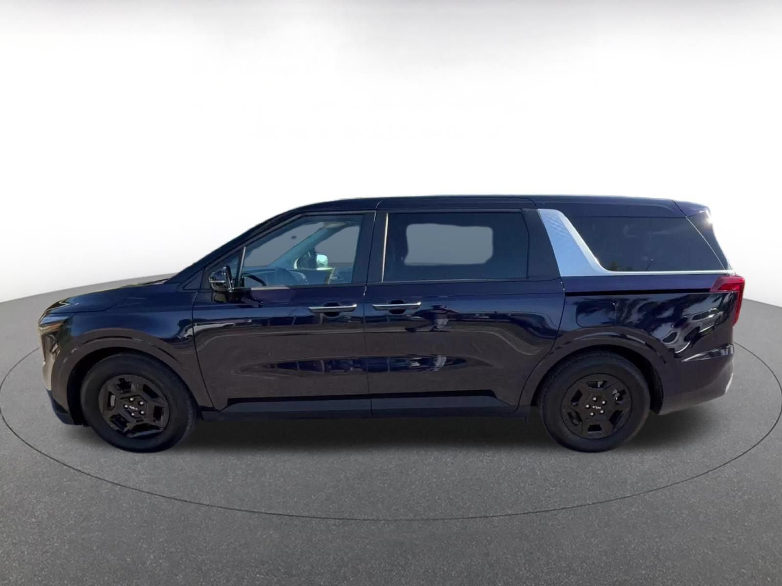 Thumbnail: 2026 Kia Carnival - 12