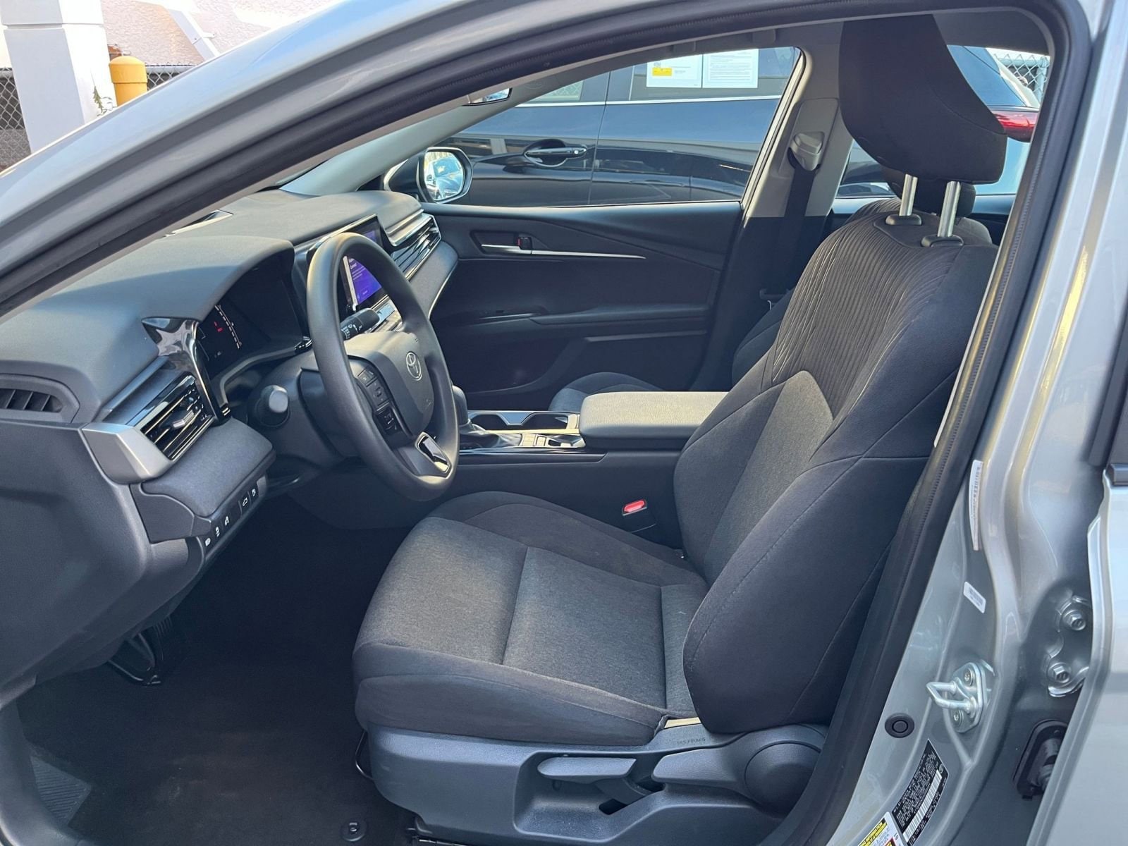 Thumbnail: 2025 Toyota Camry - 27