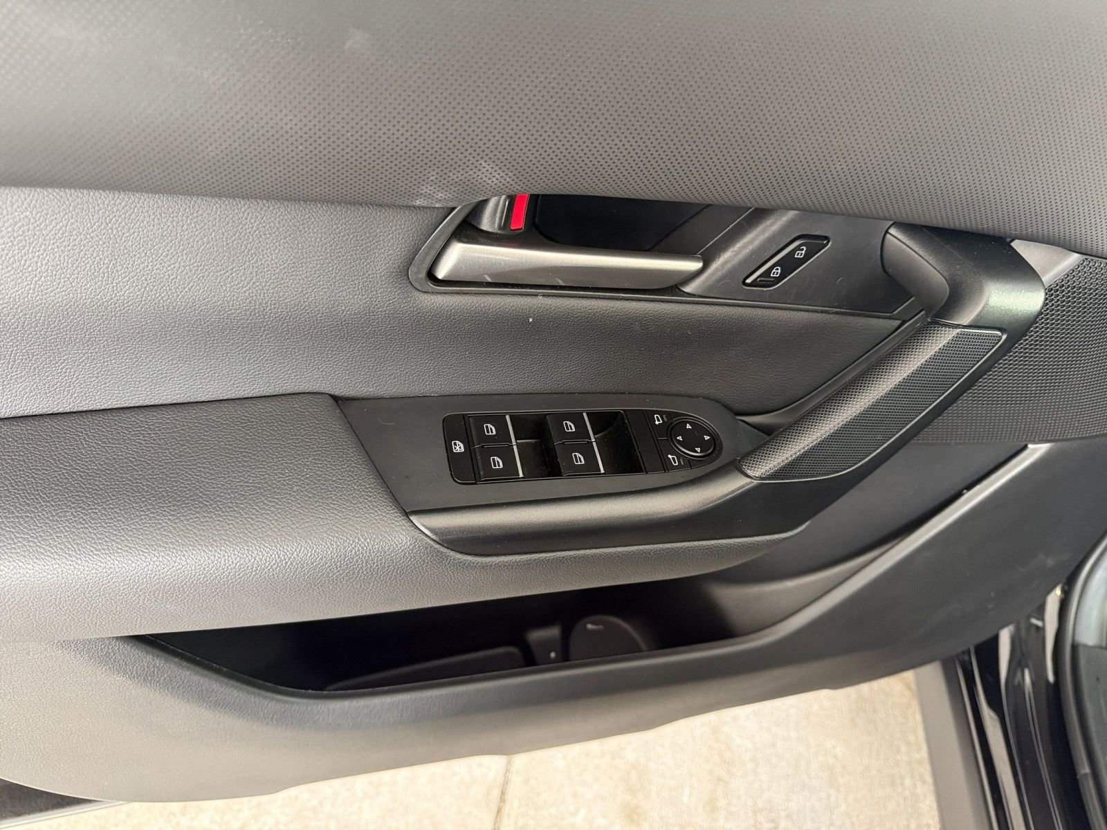 Thumbnail: 2025 Mazda CX-50 - 20