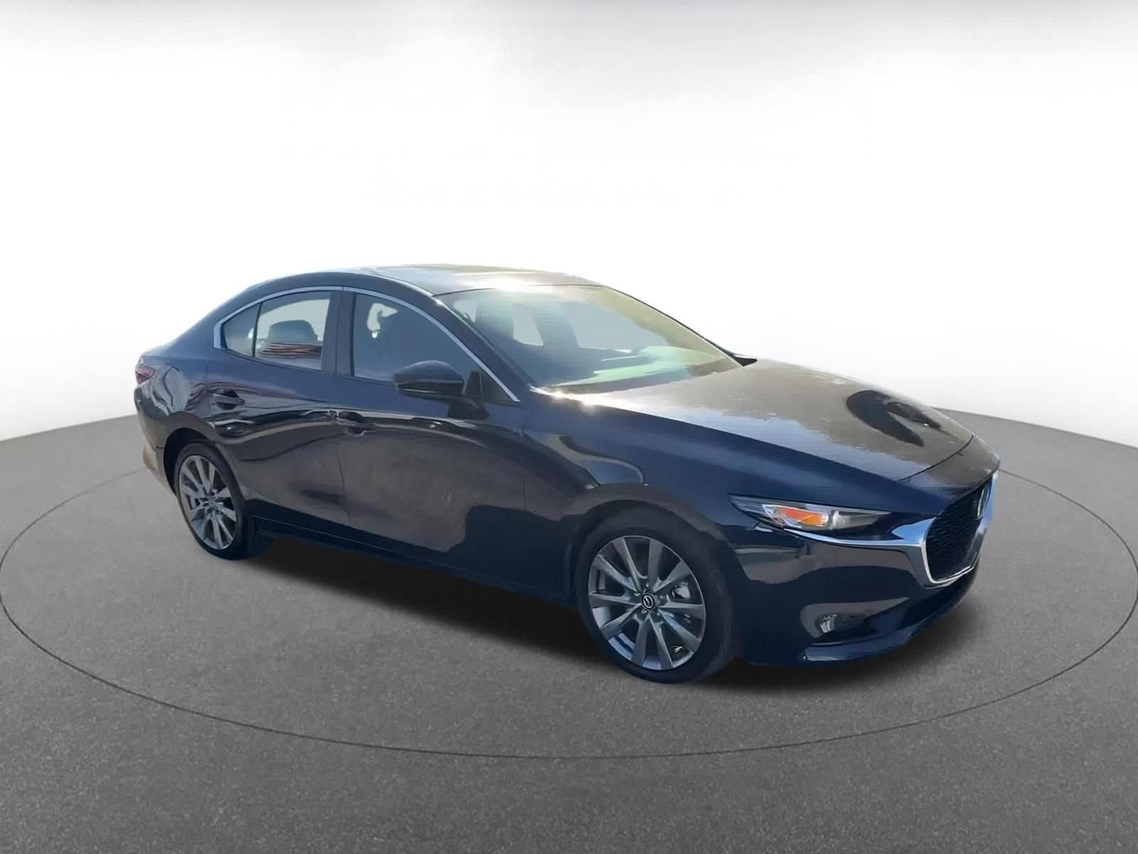 Thumbnail: 2025 Mazda Mazda3 - 2