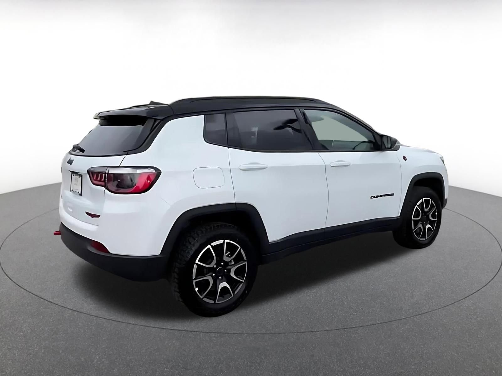 Thumbnail: 2025 Jeep Compass - 14