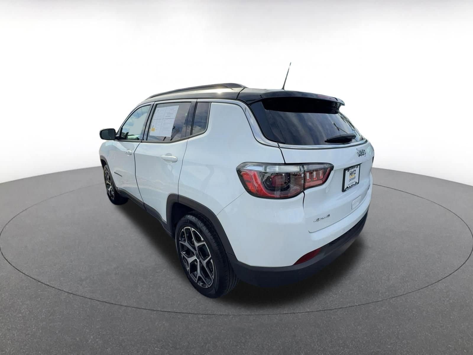 Thumbnail: 2025 Jeep Compass - 15