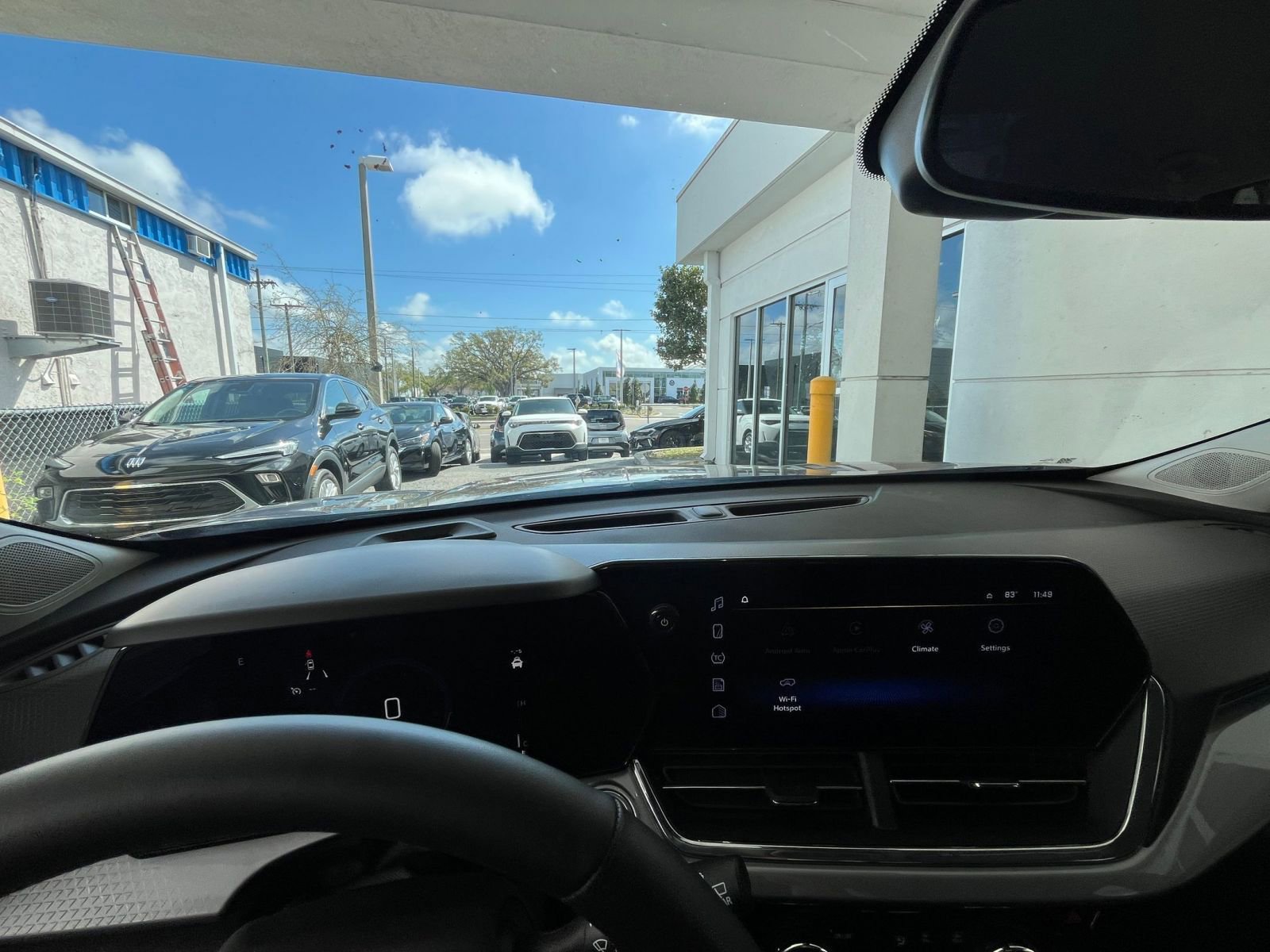 Thumbnail: 2025 Chevrolet Trax - 33