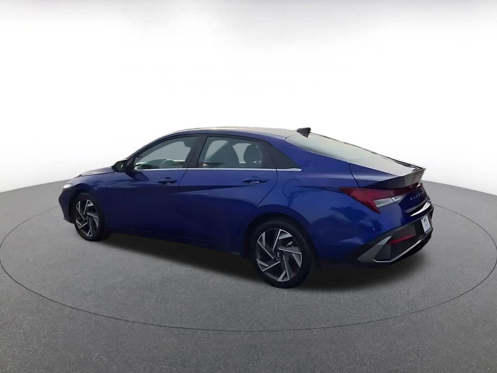 Thumbnail: 2025 Hyundai Elantra - 10