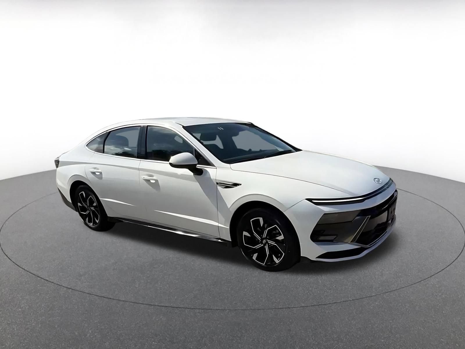 Thumbnail: 2025 Hyundai Sonata - 2