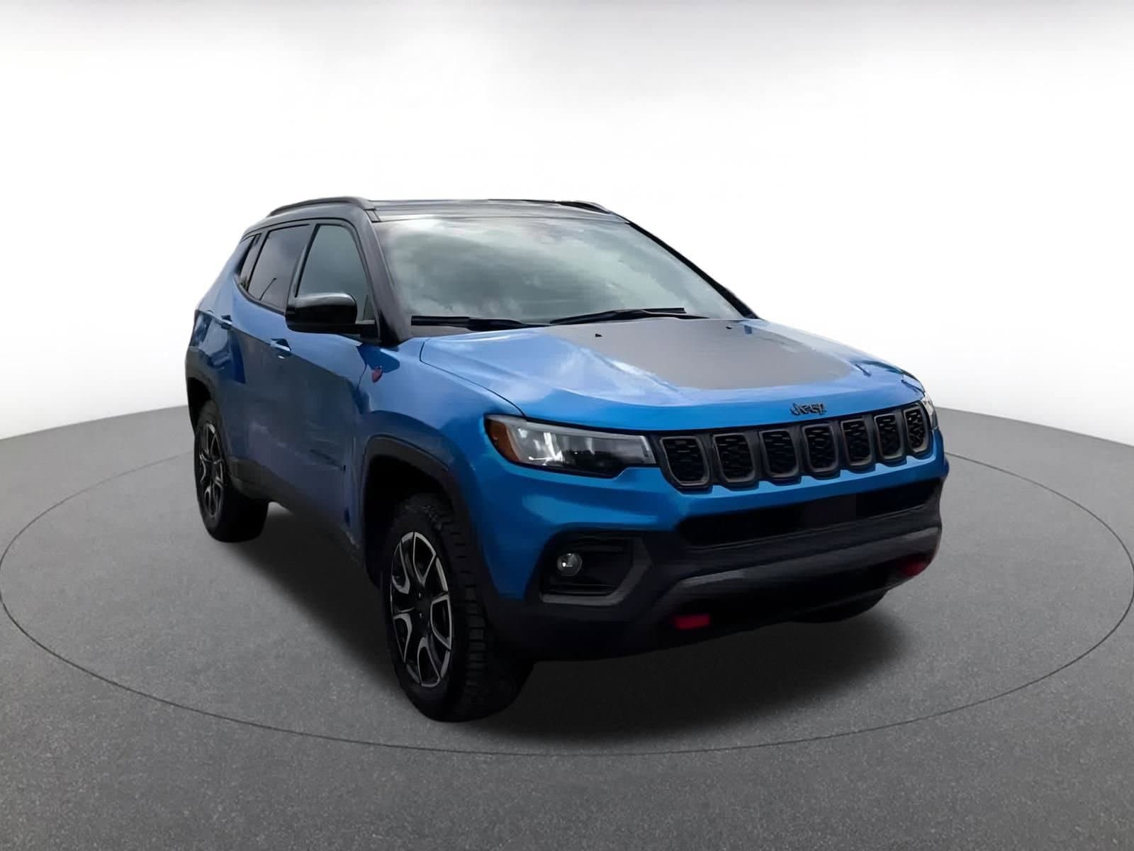 Thumbnail: 2025 Jeep Compass - 2