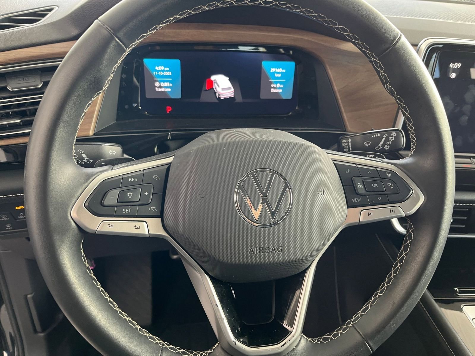 Thumbnail: 2025 Volkswagen Atlas - 28